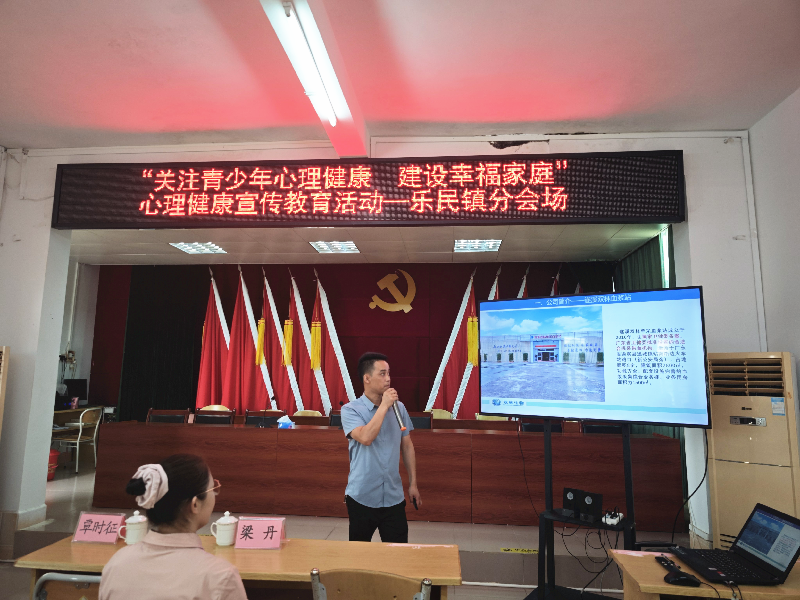 覃時(shí)征經(jīng)理.png